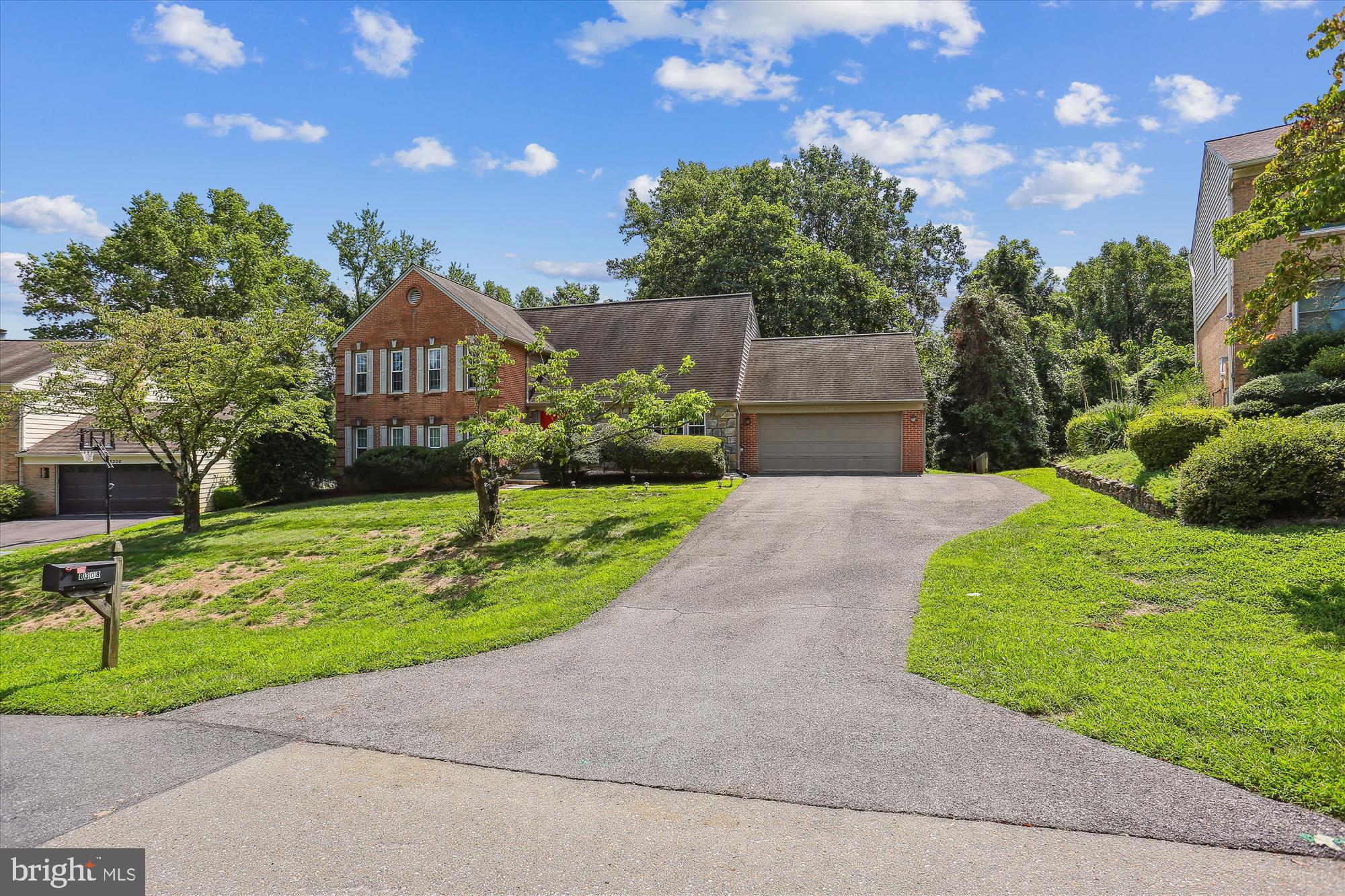 8308 Snug Hill Lane Potomac, MD 20854 - Photo 2 of 73