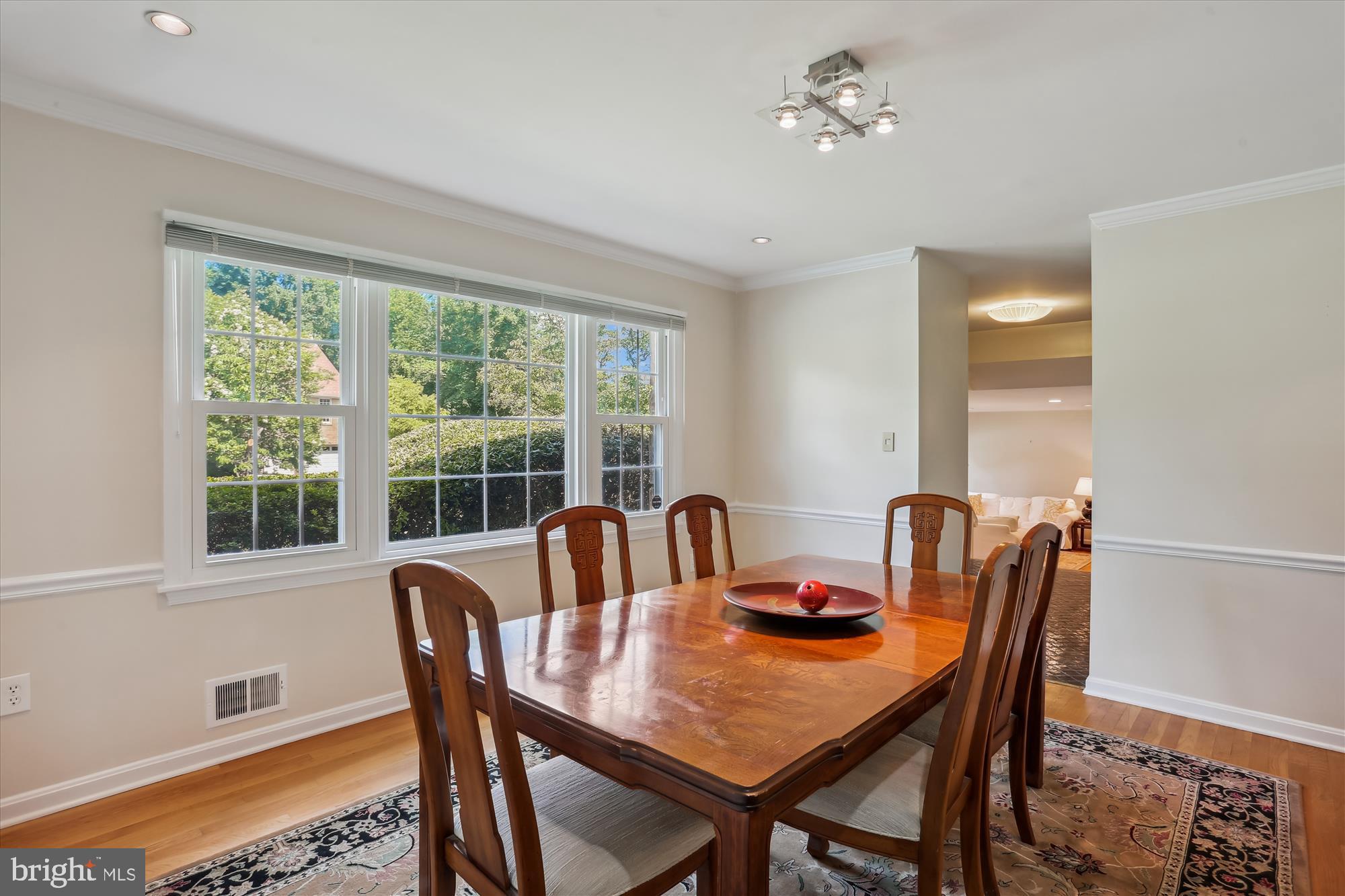 8308 Snug Hill Lane Potomac, MD 20854 - Photo 27 of 73