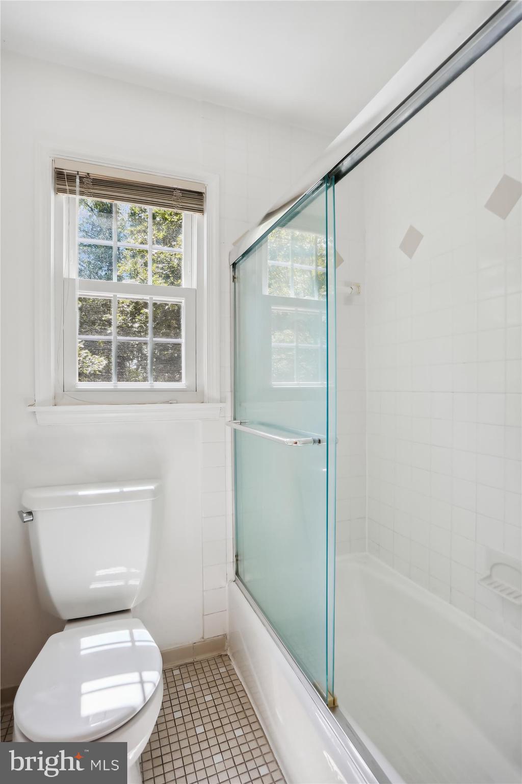 8308 Snug Hill Lane Potomac, MD 20854 - Photo 43 of 73