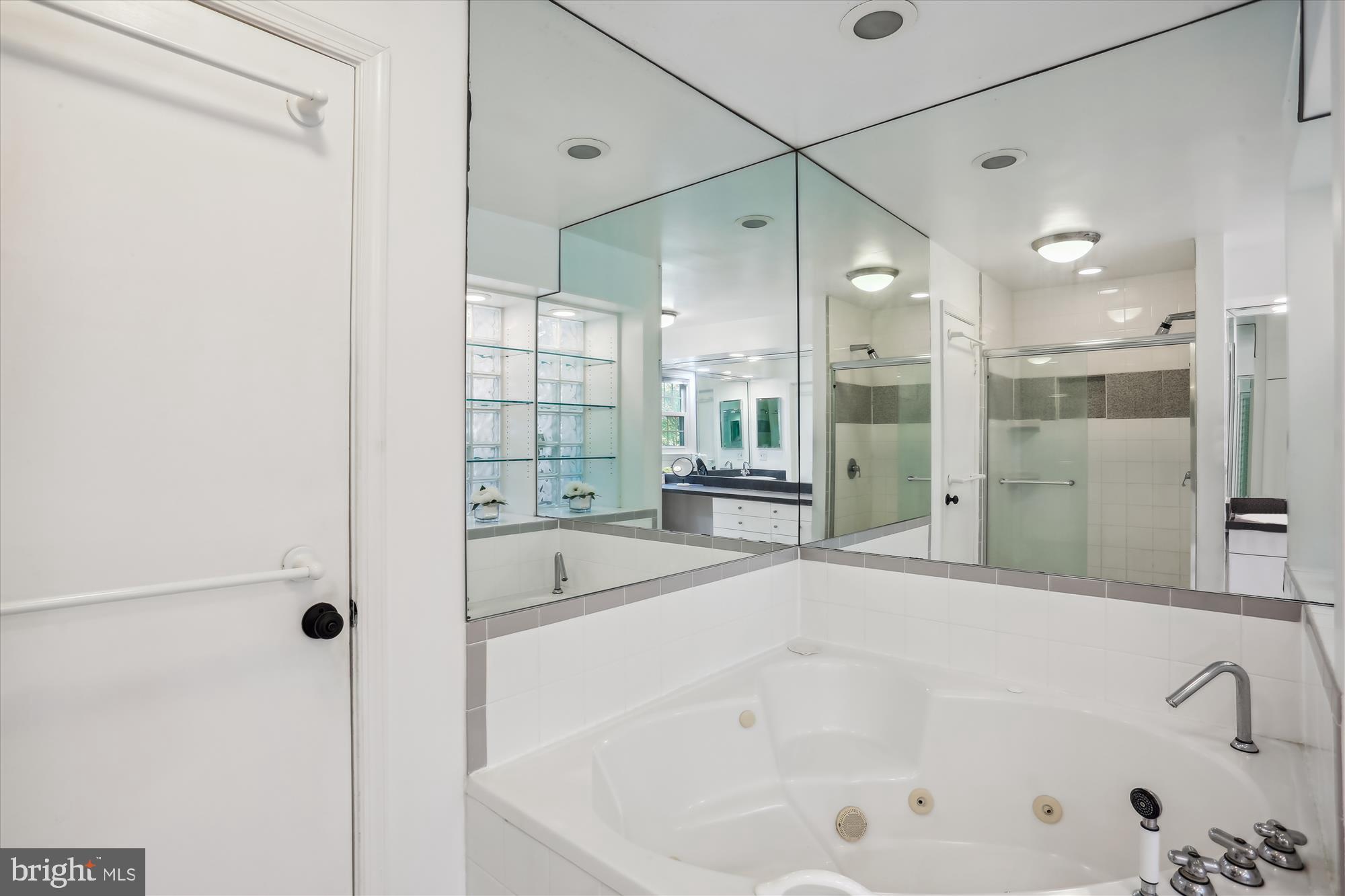 8308 Snug Hill Lane Potomac, MD 20854 - Photo 52 of 73