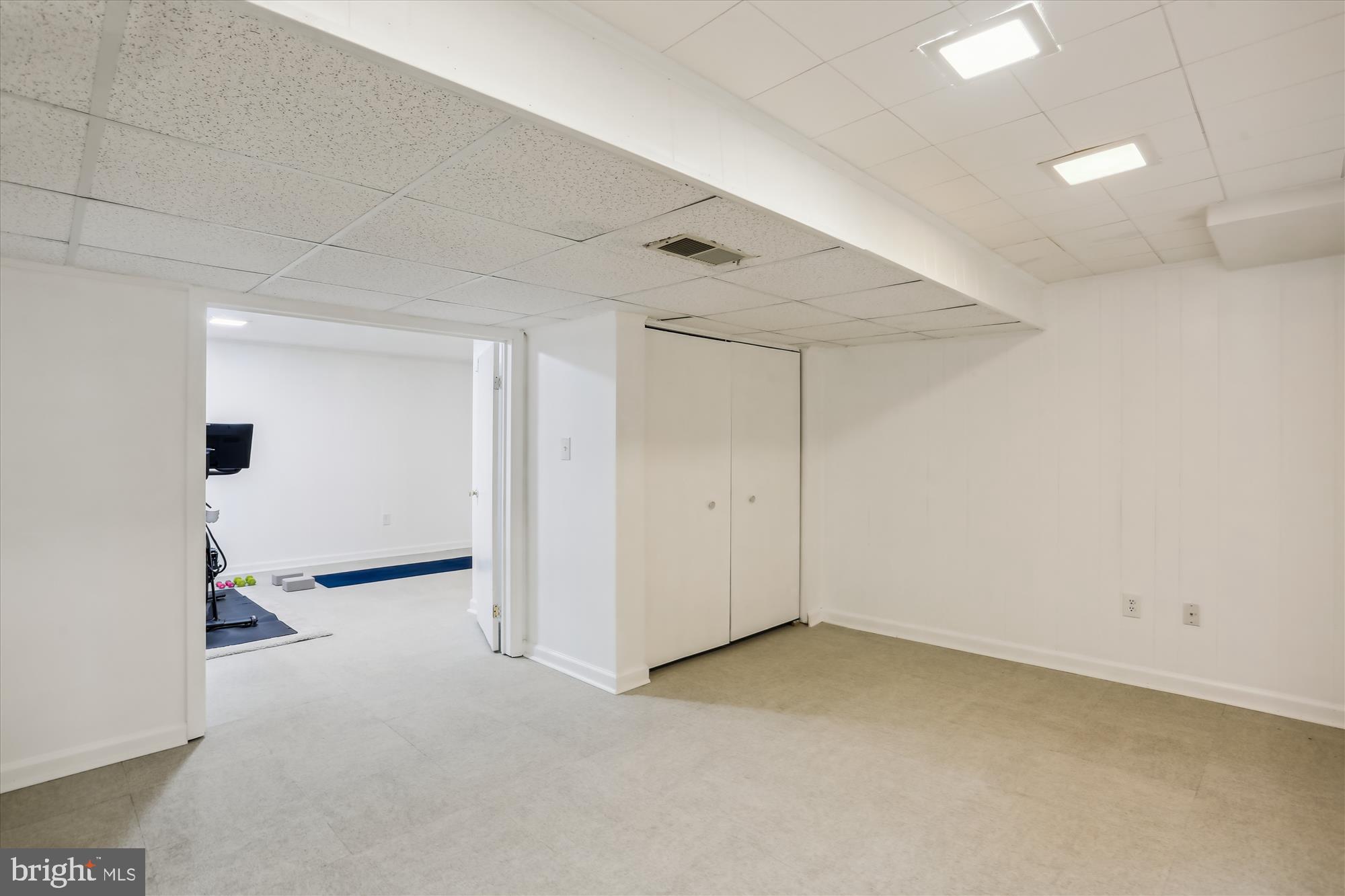 8308 Snug Hill Lane Potomac, MD 20854 - Photo 58 of 73