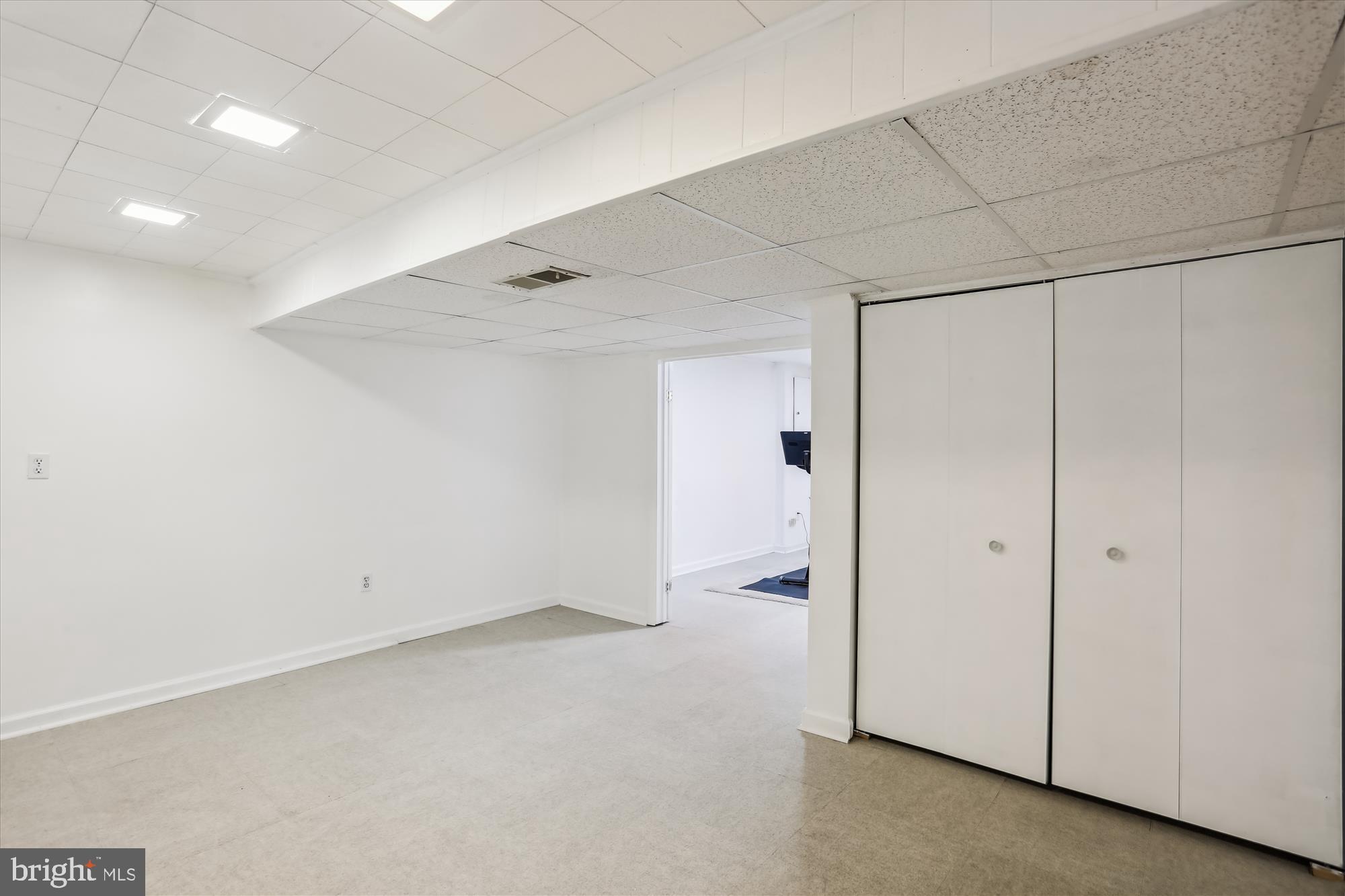 8308 Snug Hill Lane Potomac, MD 20854 - Photo 59 of 73