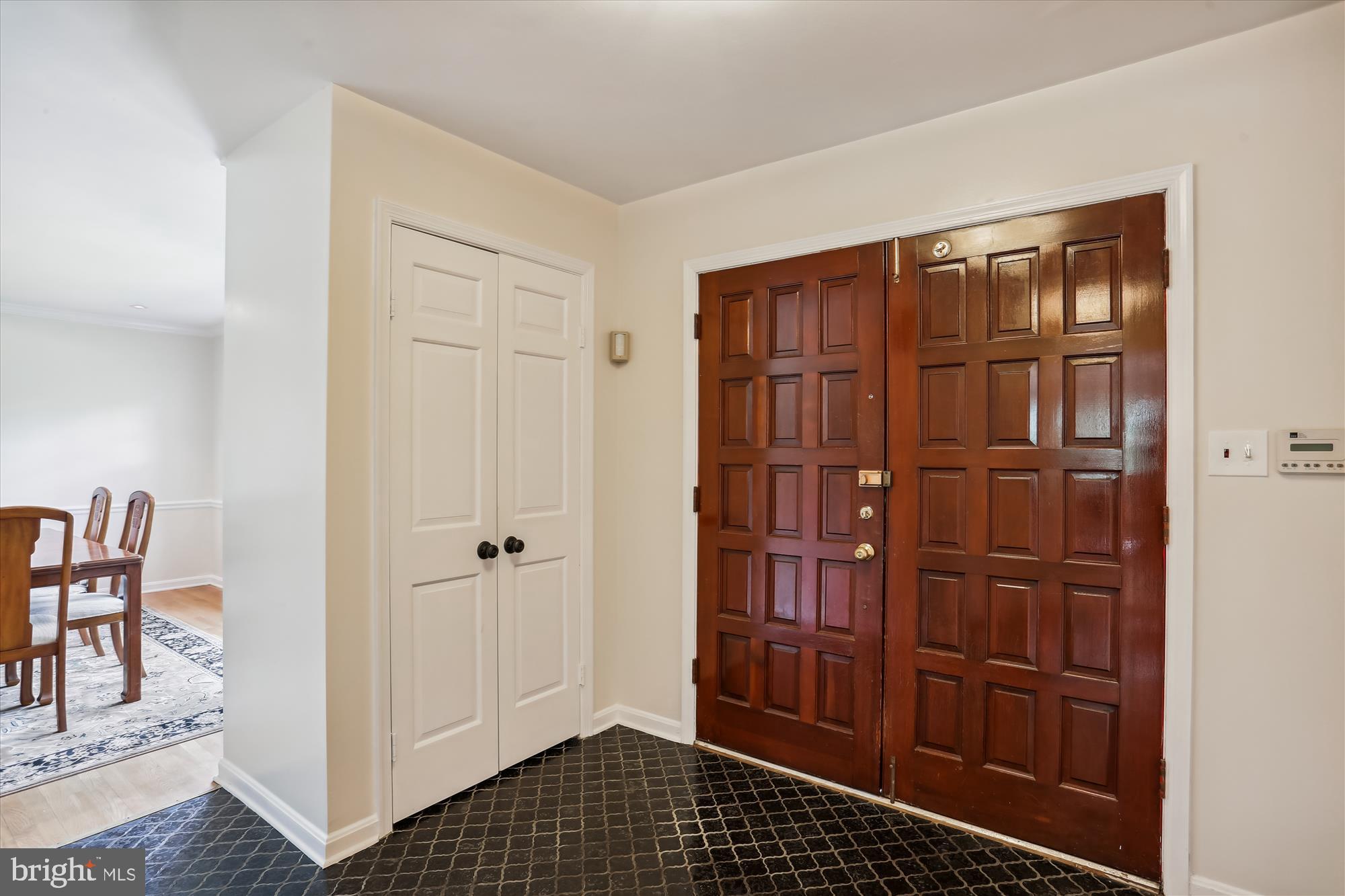 8308 Snug Hill Lane Potomac, MD 20854 - Photo 6 of 73