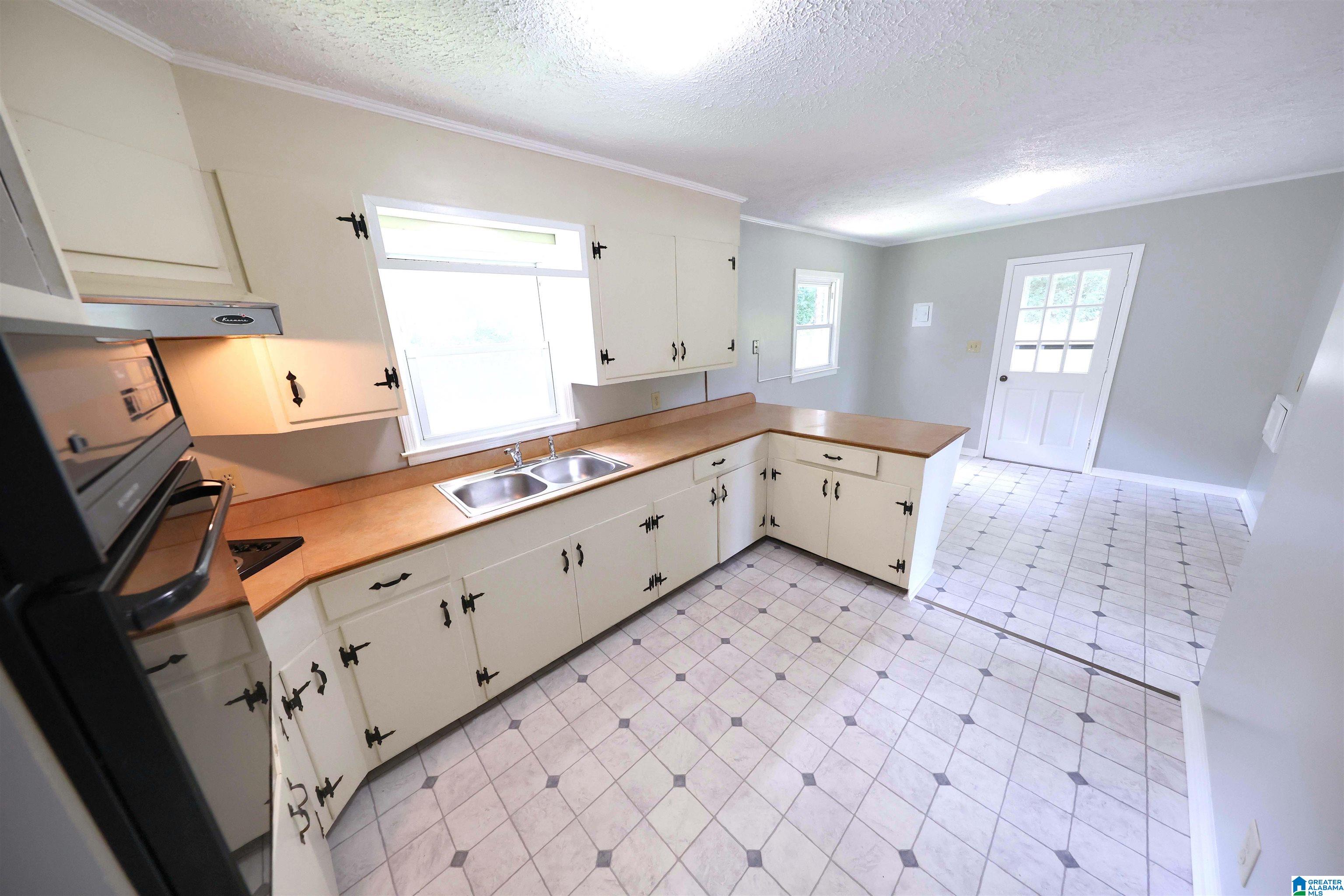 340 Williams Street Oxford, AL 36203 - Photo 4 of 27