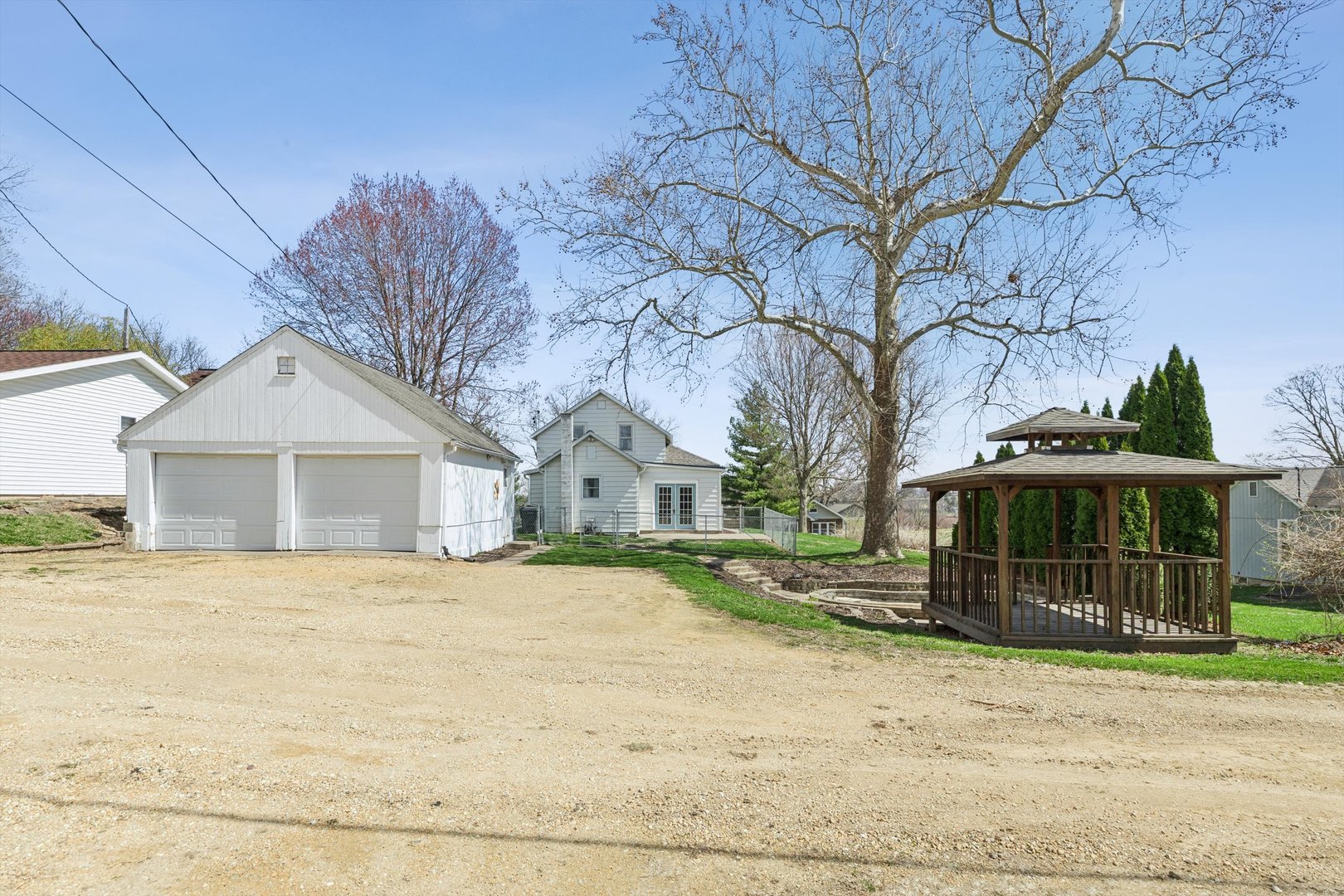 3122 Roosevelt Street Clinton, IA 52732 - Photo 5 of 32