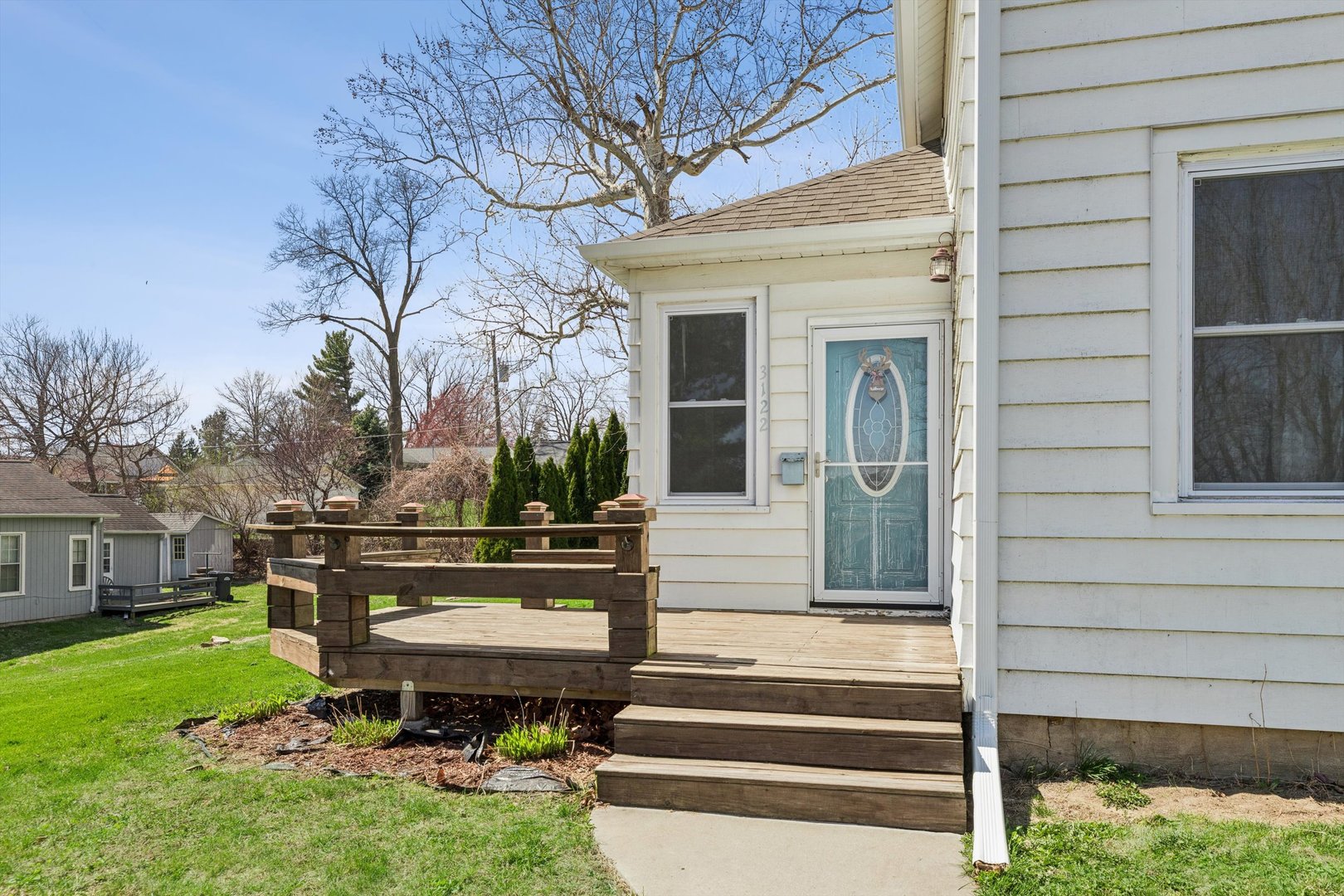 3122 Roosevelt Street Clinton, IA 52732 - Photo 8 of 32