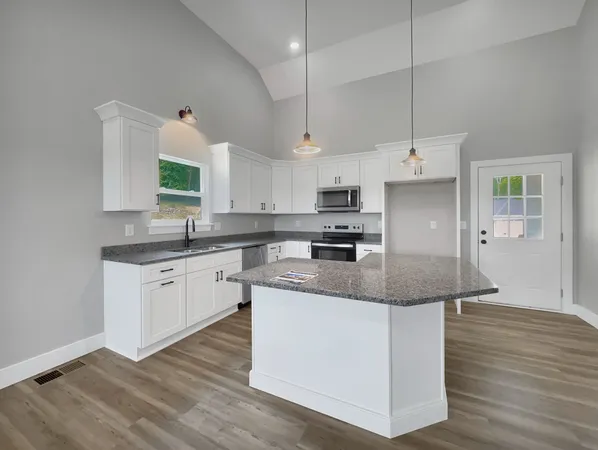 $349,900 | 15 Sunset Court, Hartsville, TN 37074