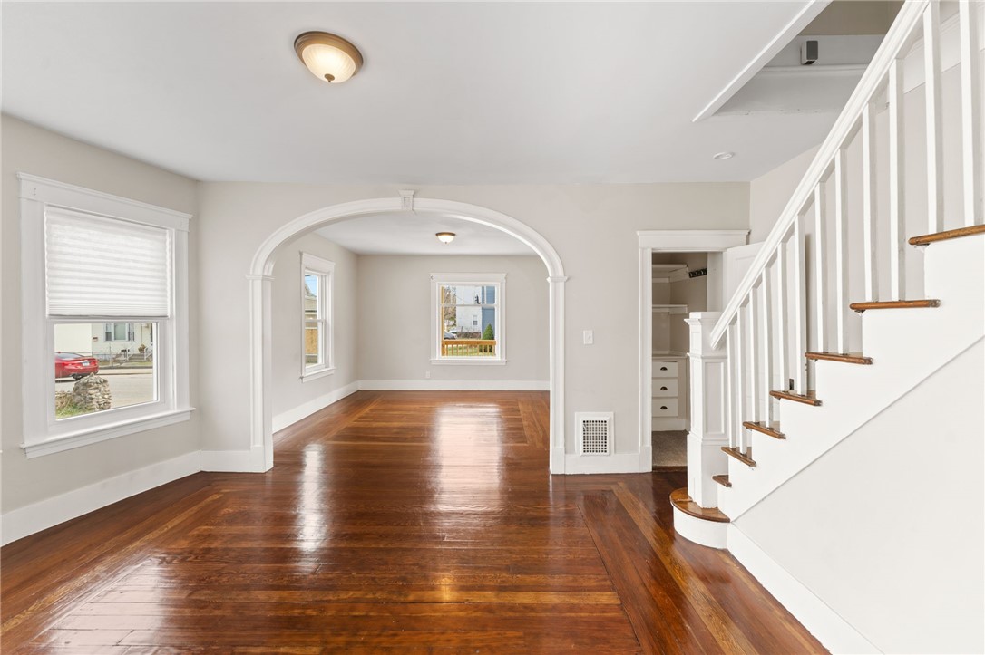 460 Elm Street Woonsocket, RI 02895 - Photo 20 of 42 UNIT 2