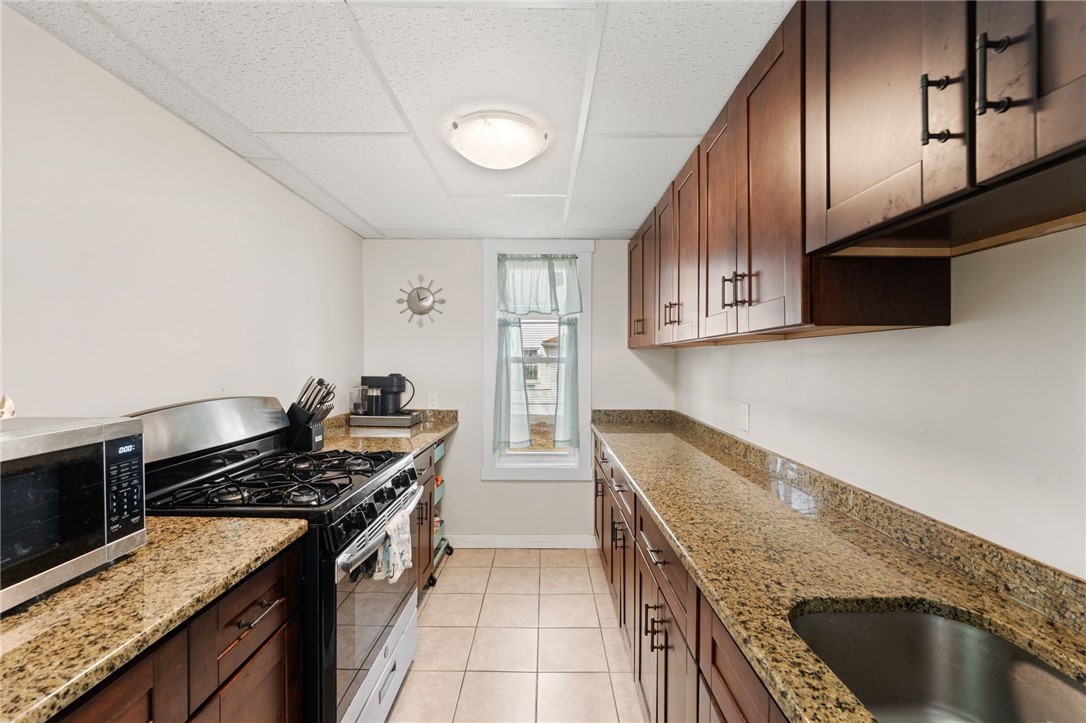 460 Elm Street Woonsocket, RI 02895 - Photo 9 of 42