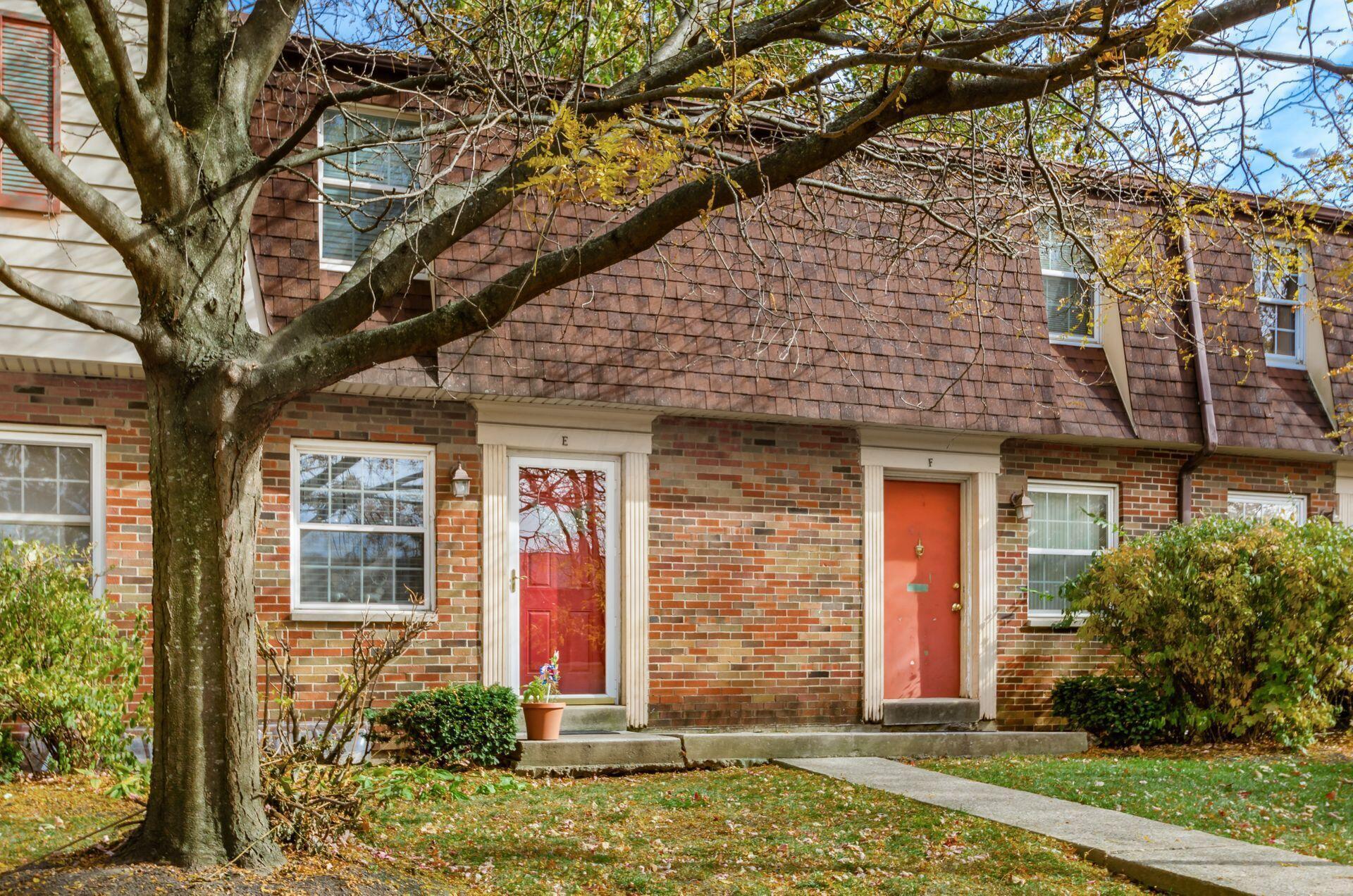 5720 Beechcroft Road, Unit E Columbus, OH 43229 - Photo 20 of 26 Brick Exterior
