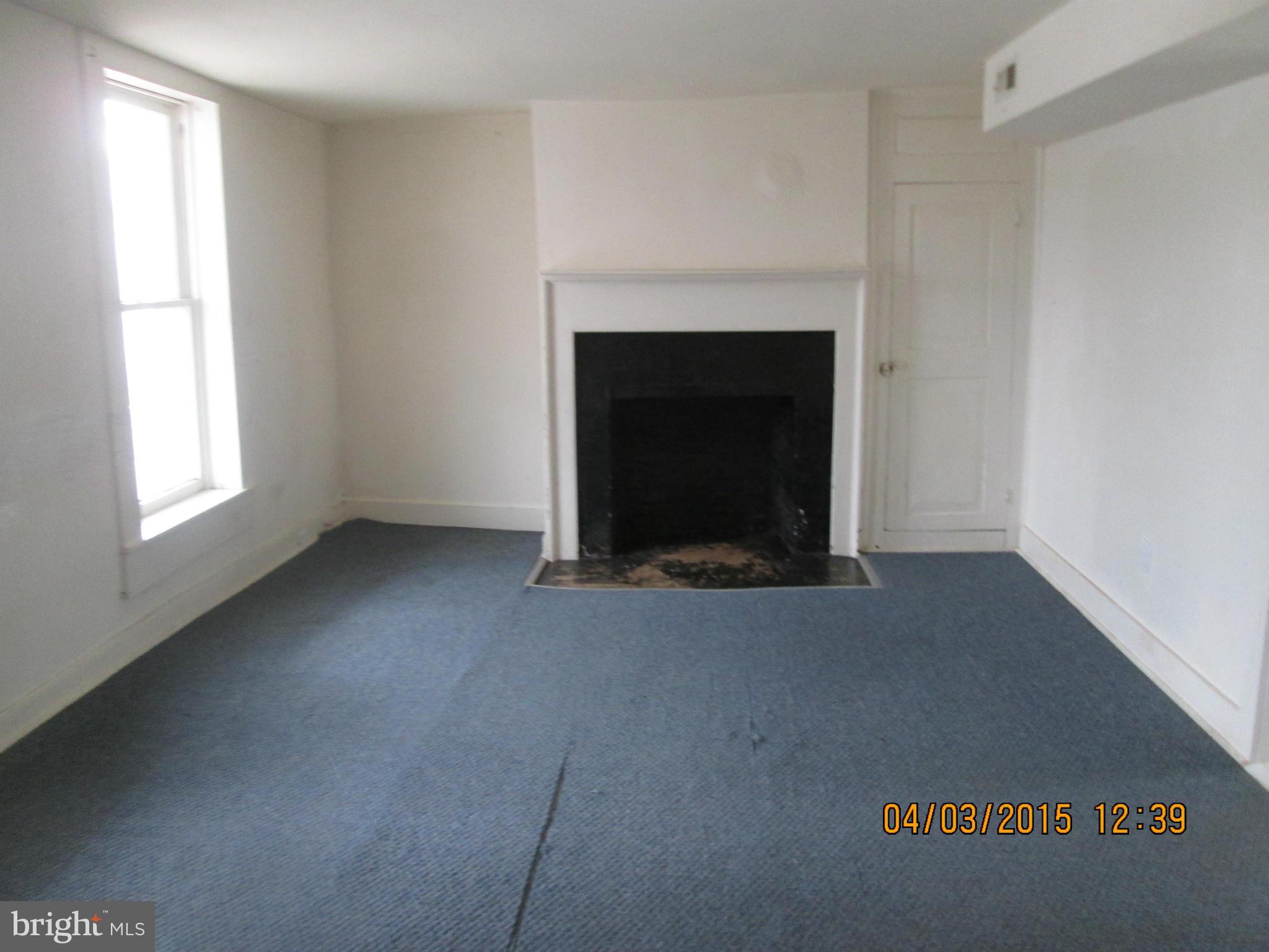 3465 Uniontown Road Westminster, MD 21158 - Photo 9 of 11 Living Room
