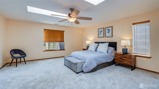 $650,000 | 28843 213th Court Southeast, Kent, WA 98042