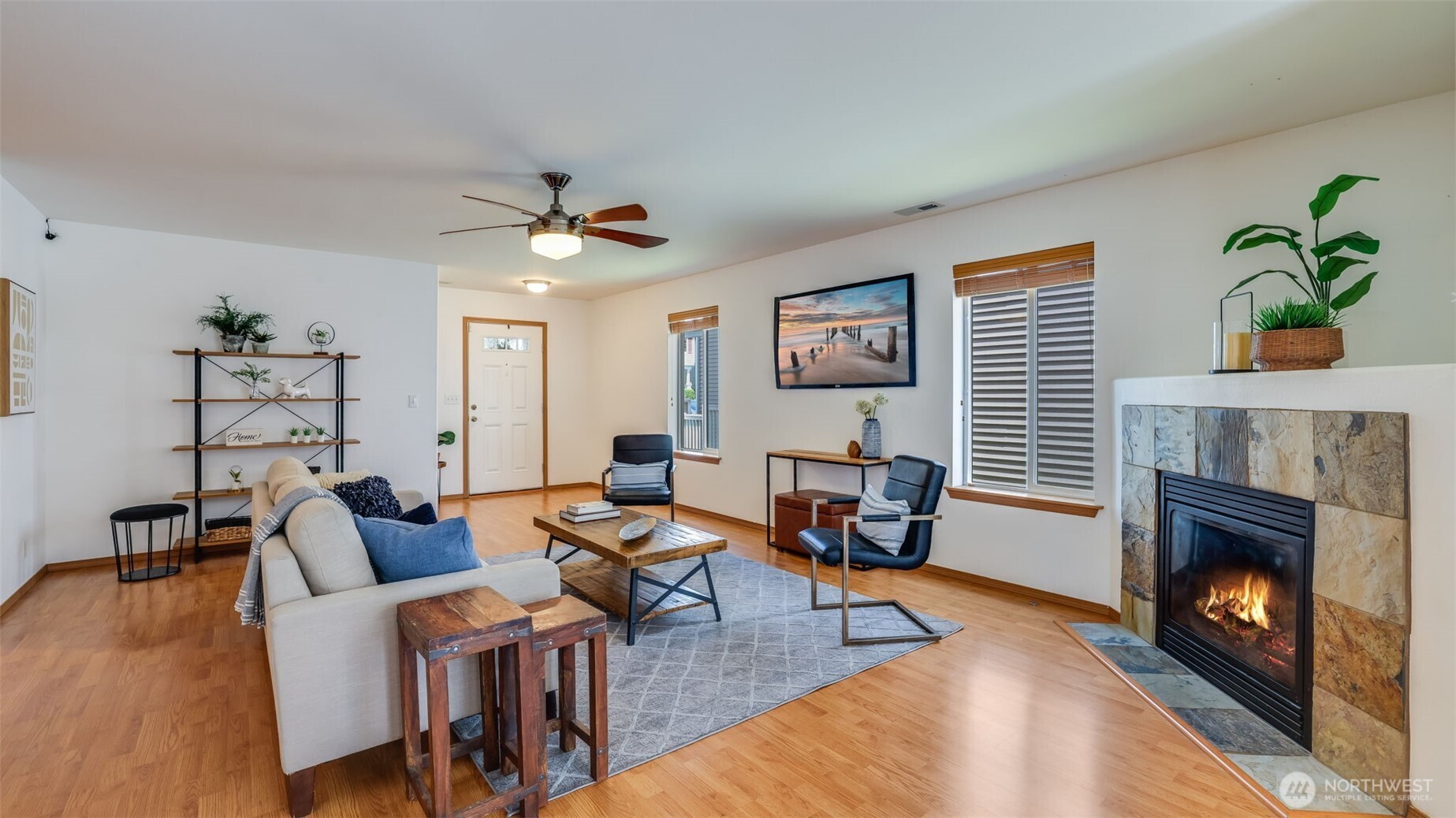 28843 213th Court Southeast Kent, WA 98042 - Photo 4 of 25