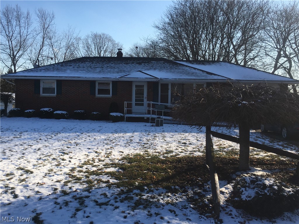 1714 Toepfer Road Akron, OH 44312 - Photo 1 of 14
