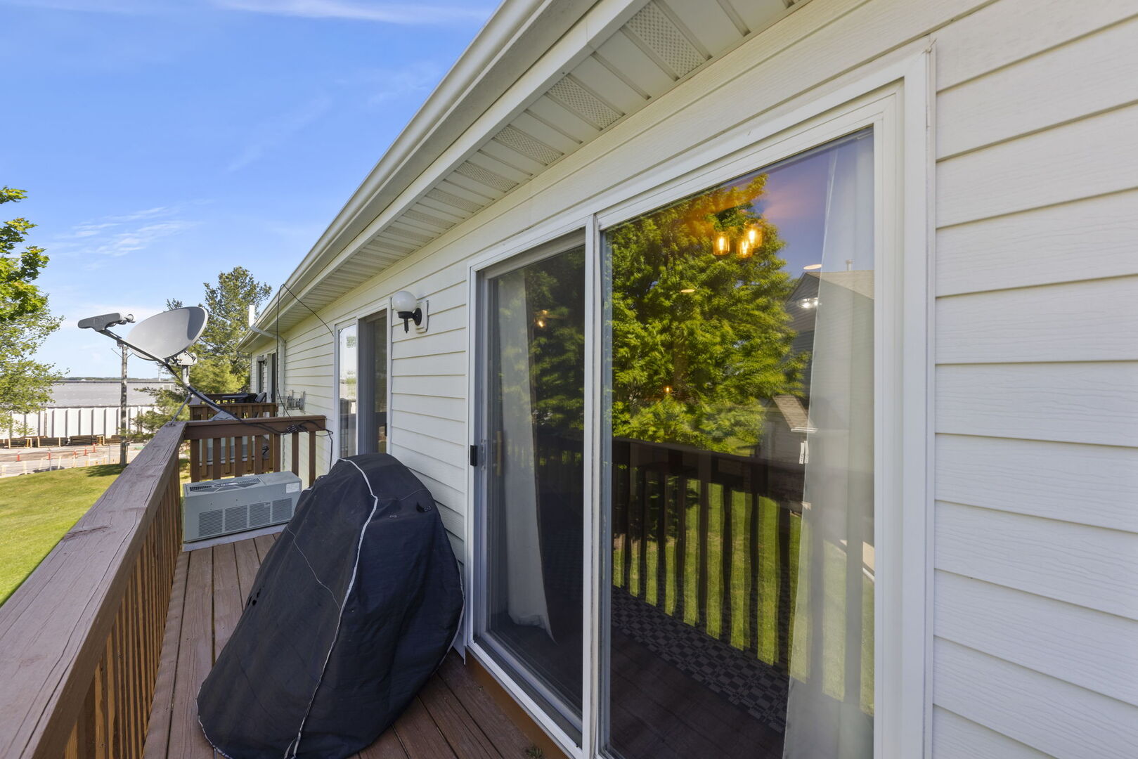 965 Constance Lane, Unit G Sycamore, IL 60178 - Photo 9 of 25 a view of balcony with furniture