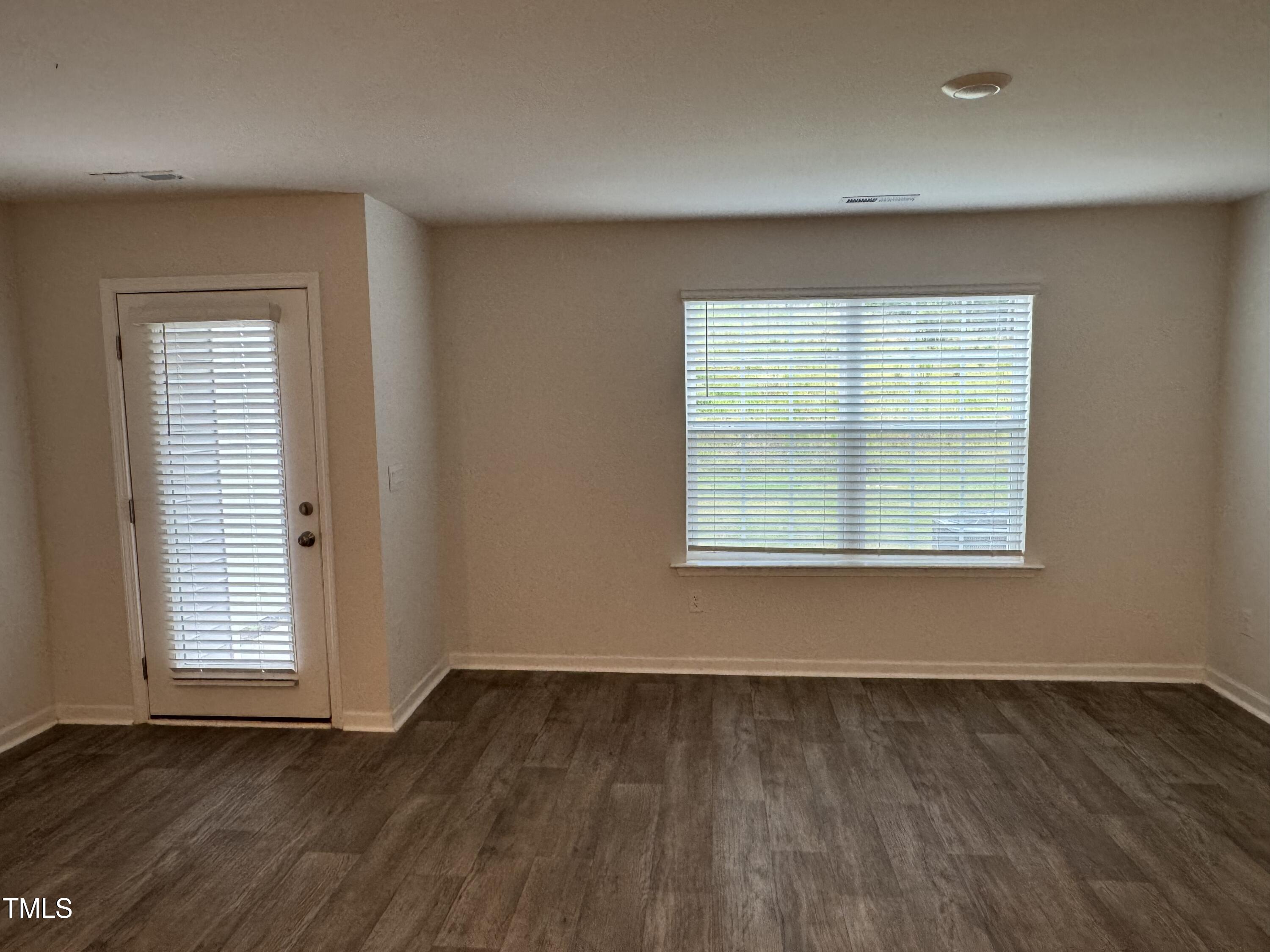 145 Tributary Way Fuquay-Varina, NC 27526 - Photo 6 of 17 Living Area