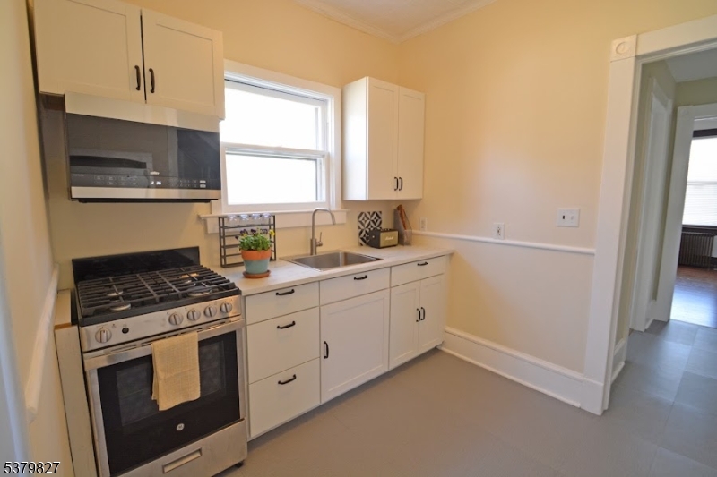 99 North Middaugh Street, Unit 1 Somerville, NJ 08876 - Photo 9 of 18