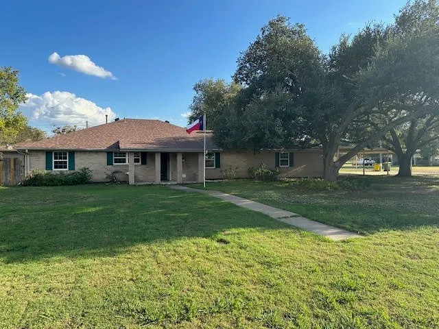 $310,000 | 702 Kezee Street, Calvert, TX 77837