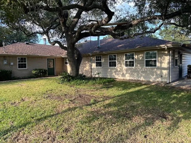 $310,000 | 702 Kezee Street, Calvert, TX 77837