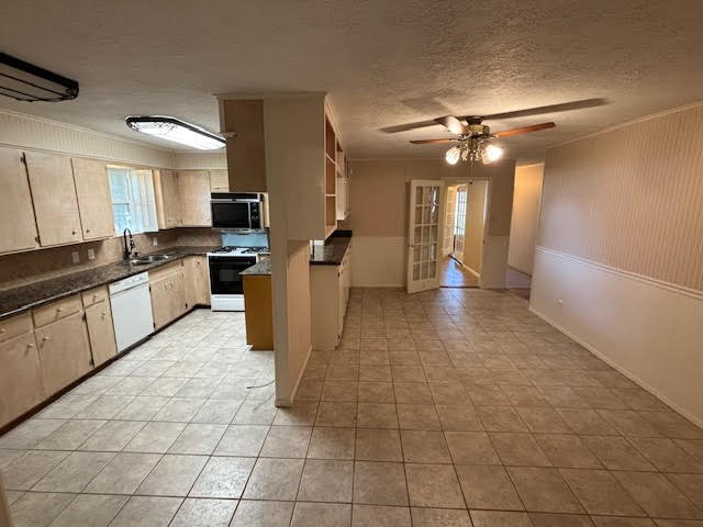 702 Kezee Street Calvert, TX 77837 - Photo 6 of 25