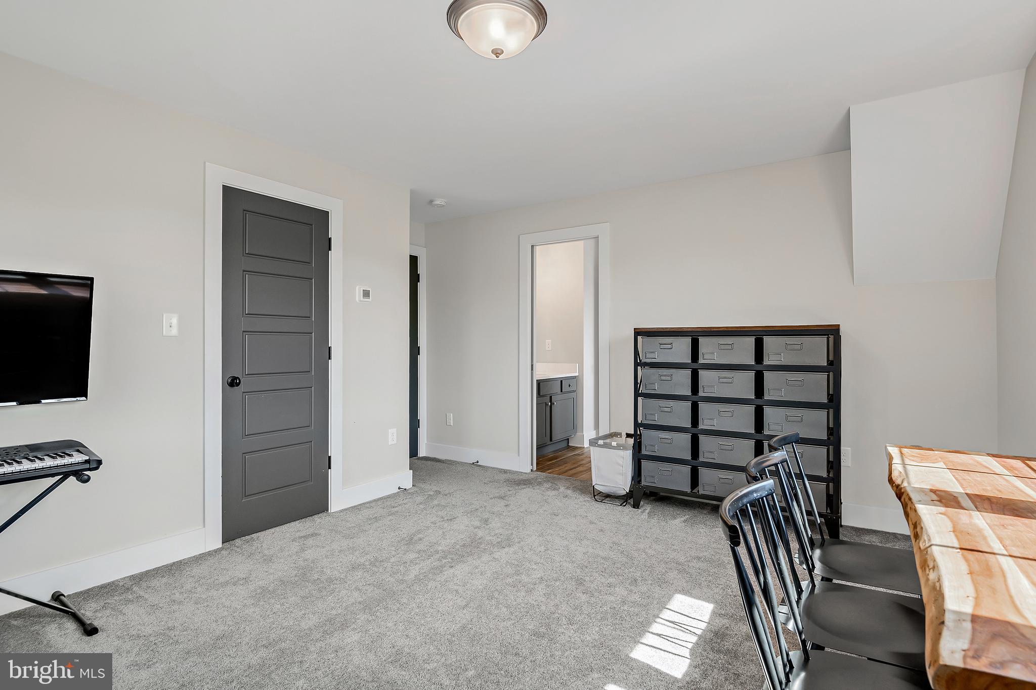 7166 Sterling Road Harrisburg, PA 17112 - Photo 37 of 53 Gallery Image 37