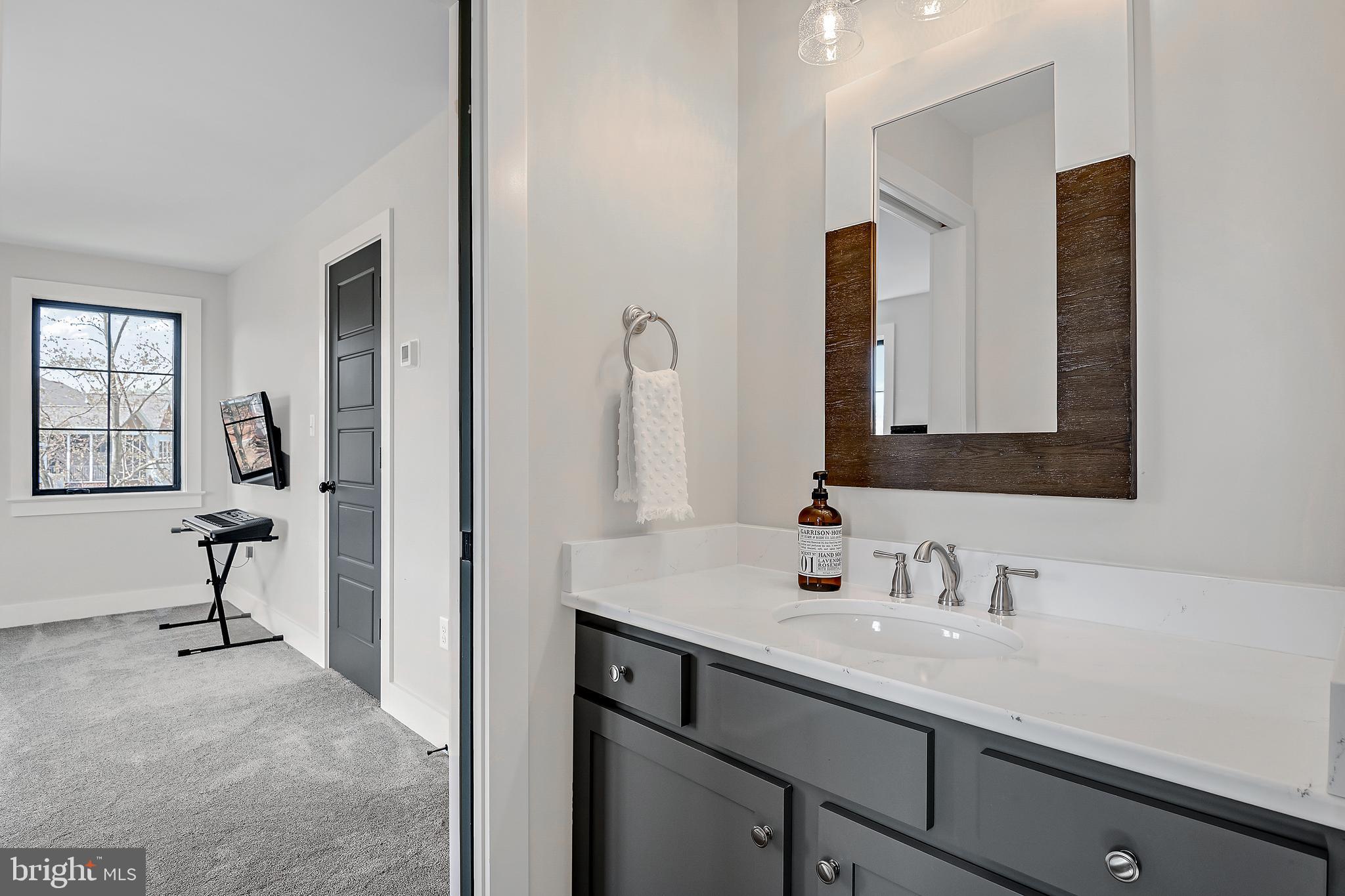 7166 Sterling Road Harrisburg, PA 17112 - Photo 38 of 53 Gallery Image 38