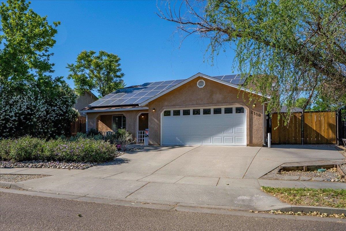 2110 Gentry Way Red Bluff, CA 96080 - Photo 30 of 47 a front view of a house with a garden