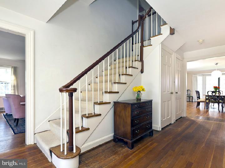 55 Armour Road Princeton, NJ 08540 - Photo 2 of 20 Foyer