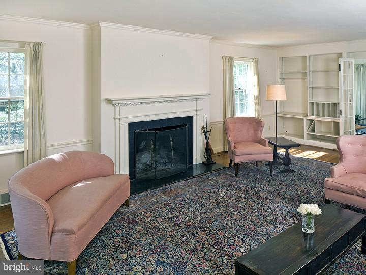 55 Armour Road Princeton, NJ 08540 - Photo 3 of 20 Living Room