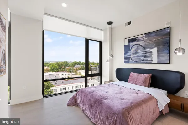 $10,000 | 1201 North Royal Street, Unit 706, Alexandria, VA 22314