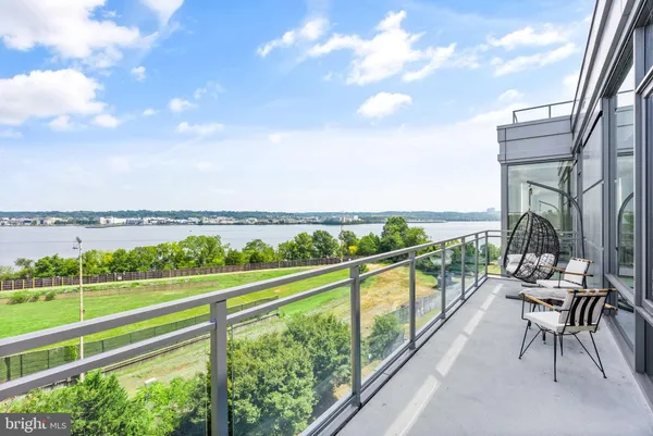 $10,000 | 1201 North Royal Street, Unit 706, Alexandria, VA 22314