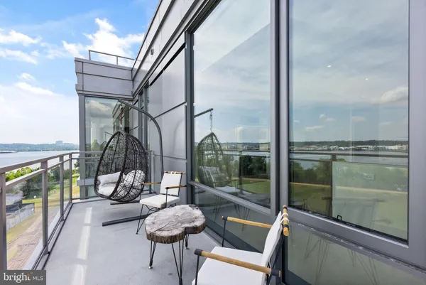 $10,000 | 1201 North Royal Street, Unit 706, Alexandria, VA 22314