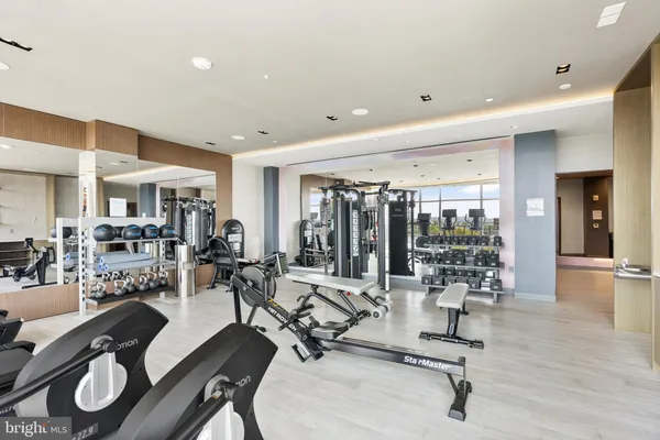 $10,000 | 1201 North Royal Street, Unit 706, Alexandria, VA 22314