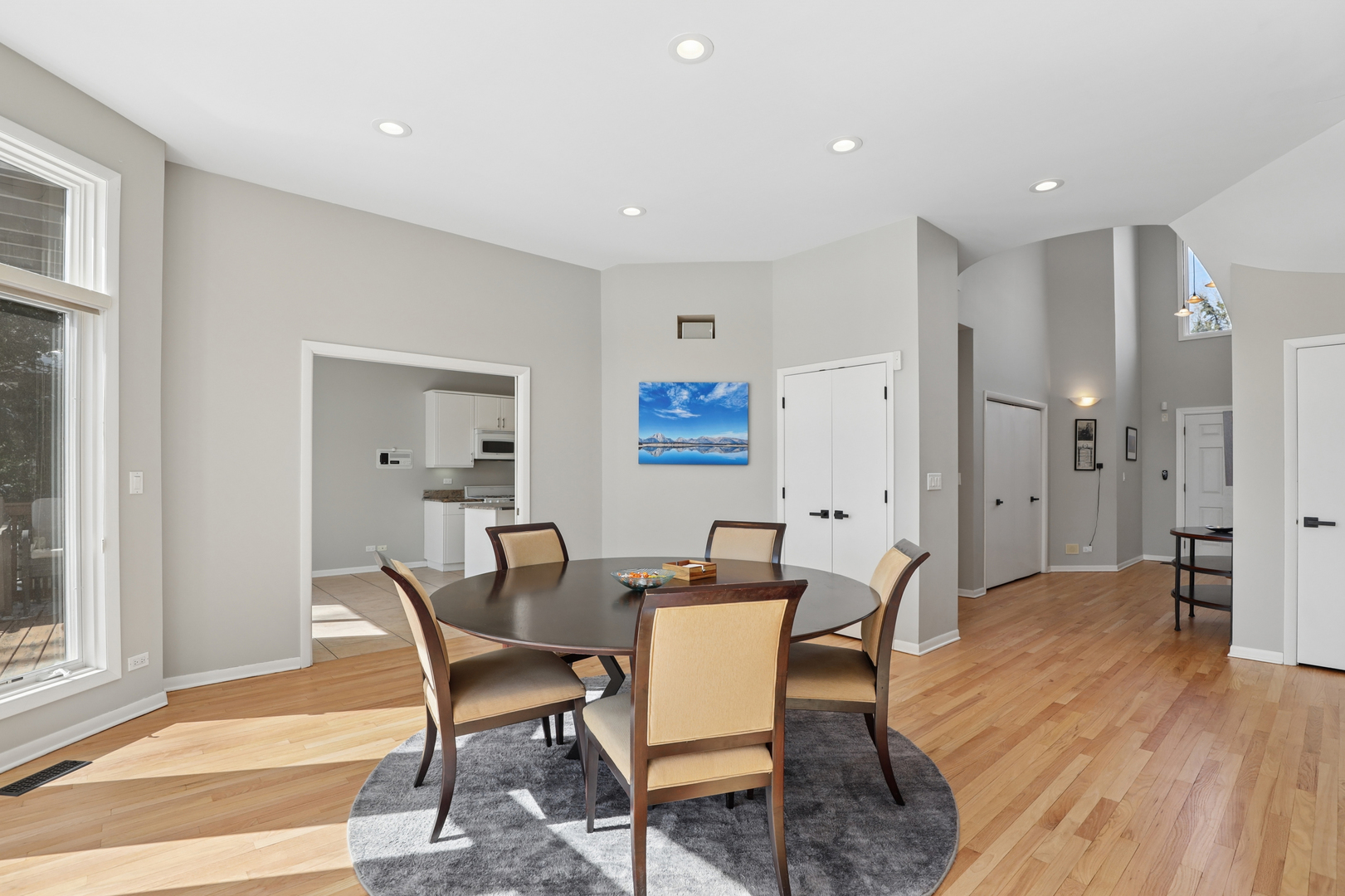 980 Half Day Road Highland Park, IL 60035 - Photo 8 of 37 Gallery Image 8