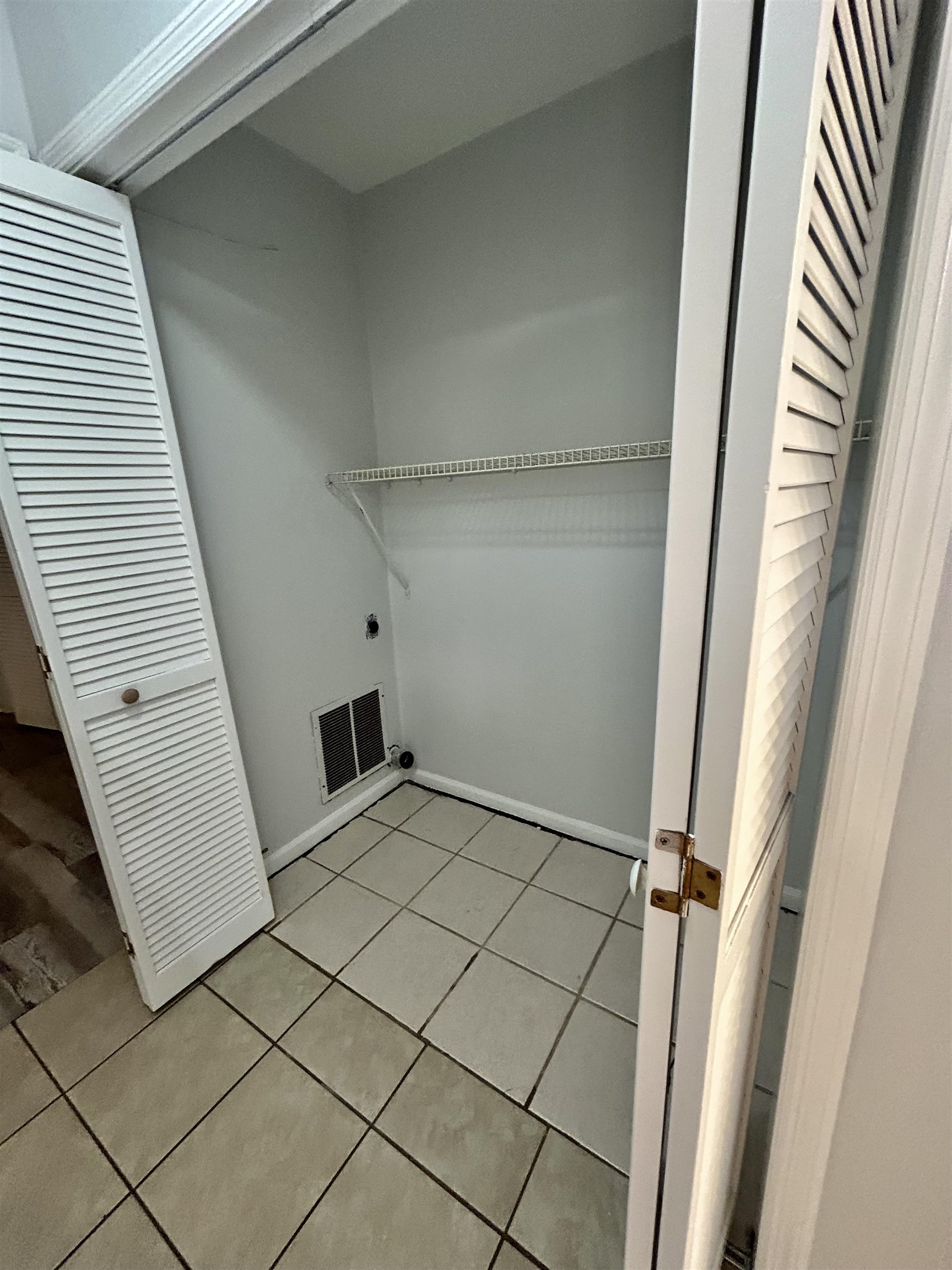 989 Sutor Road Tallahassee, FL 32311 - Photo 2 of 19