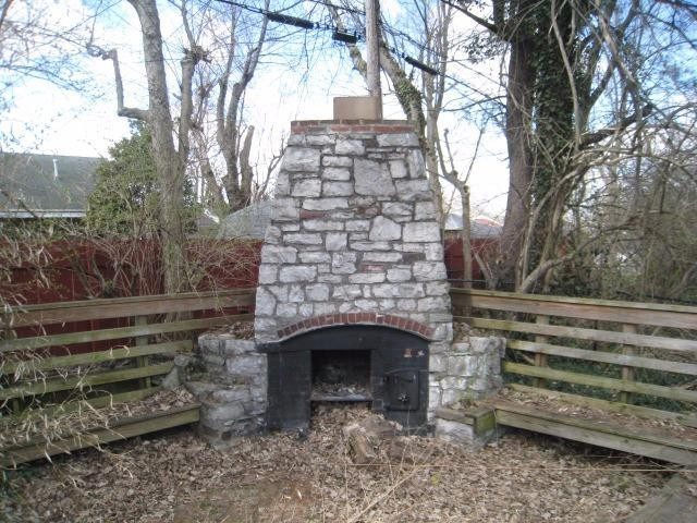 309 Strathmore Road Lexington, KY 40505 - Photo 4 of 17 Photo 4