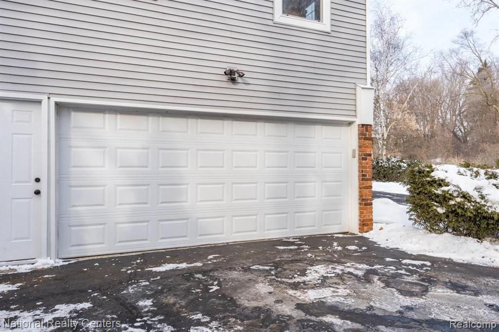 455 Cherry Tree Lane Rochester Hills, MI 48306 - Photo 28 of 35