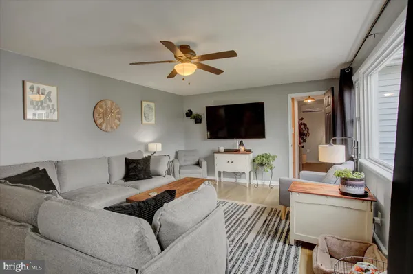 $375,900 | 751 Warm Spring Road, Chambersburg, PA 17202