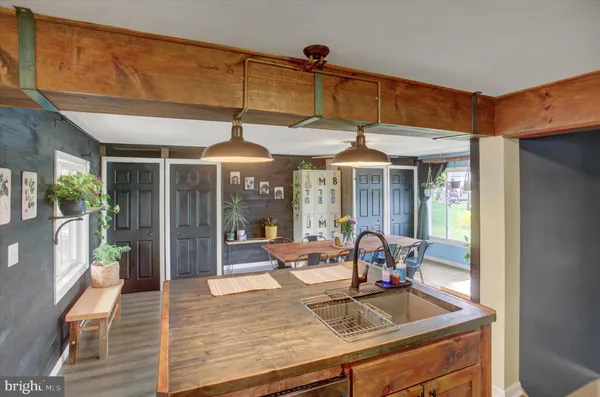 $375,900 | 751 Warm Spring Road, Chambersburg, PA 17202