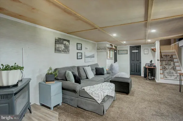 $375,900 | 751 Warm Spring Road, Chambersburg, PA 17202