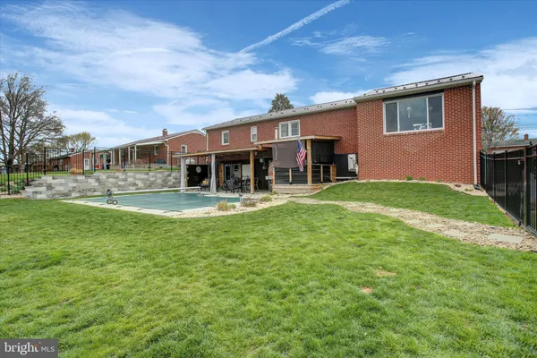 $375,900 | 751 Warm Spring Road, Chambersburg, PA 17202