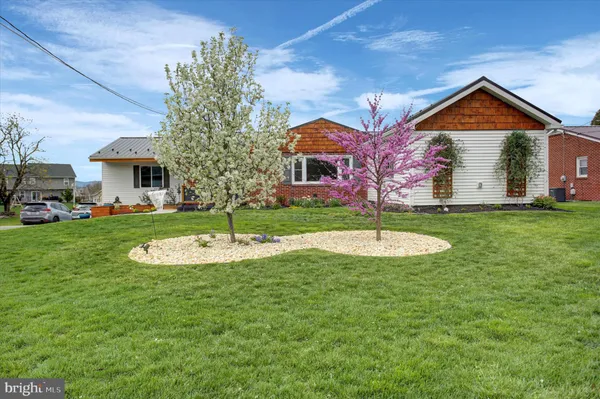 $375,900 | 751 Warm Spring Road, Chambersburg, PA 17202