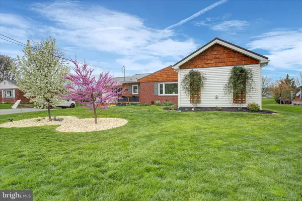 $375,900 | 751 Warm Spring Road, Chambersburg, PA 17202