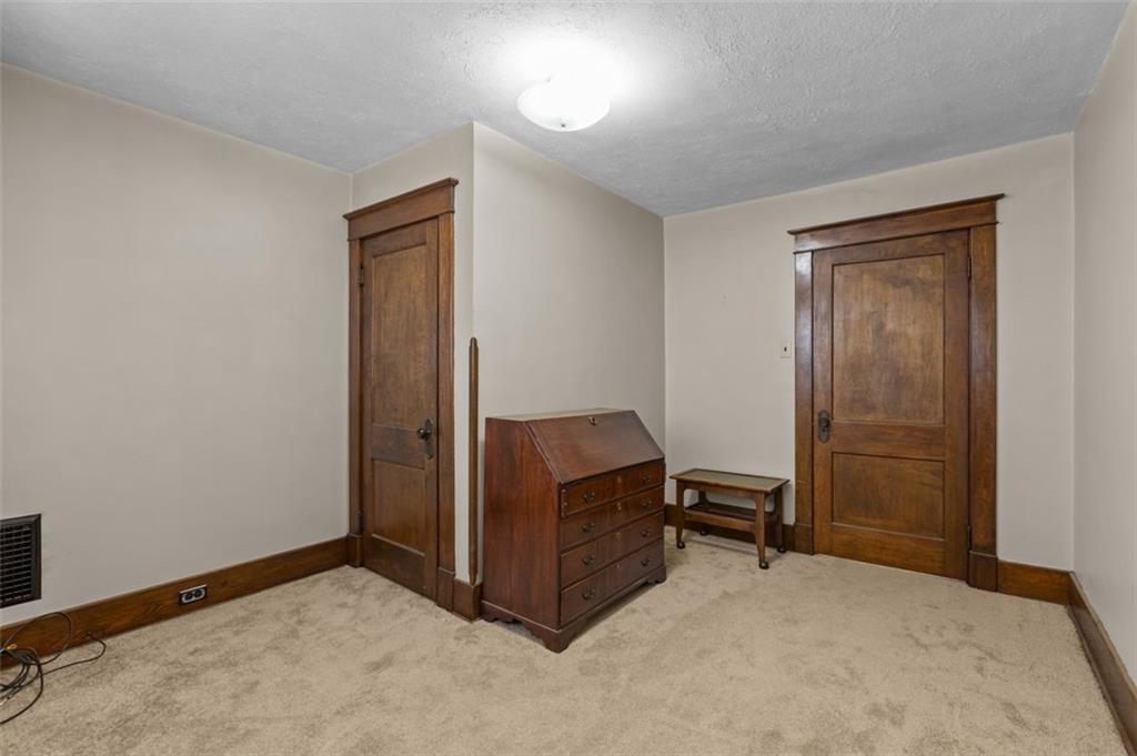 206 Amelia Street McKees Rocks, PA 15136 - Photo 11 of 21 Gallery Image 11
