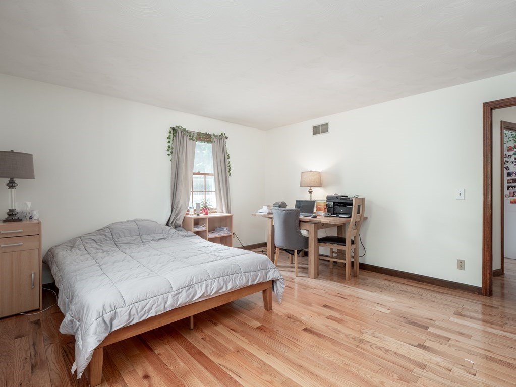 182-184 Draper Street Springfield, MA 01108 - Photo 16 of 38