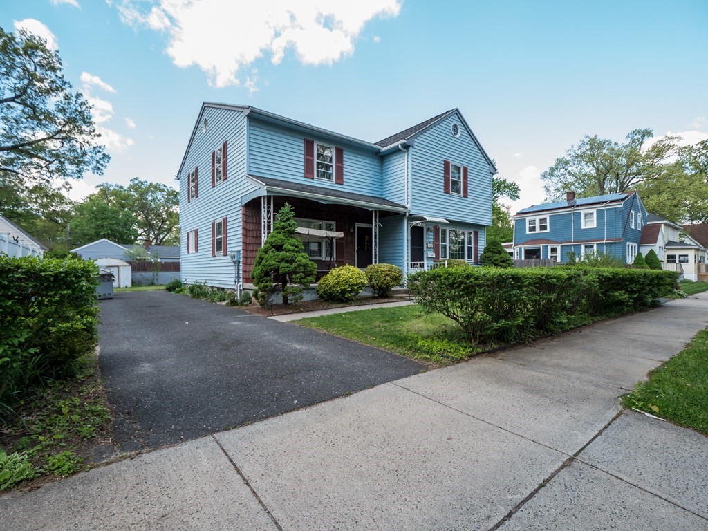 182-184 Draper Street Springfield, MA 01108 - Photo 2 of 38