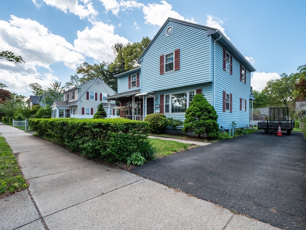 182-184 Draper Street Springfield, MA 01108 - Photo 3 of 38