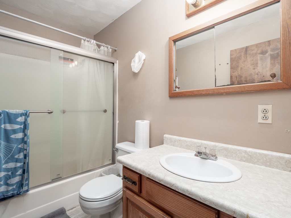 182-184 Draper Street Springfield, MA 01108 - Photo 34 of 38