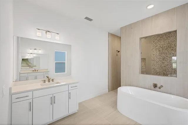 $734,990 | 705 Anegada Lane, Sarasota, FL 34234