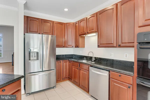 $3,100 | 807 Bluefield Square Northeast, Leesburg, VA 20176